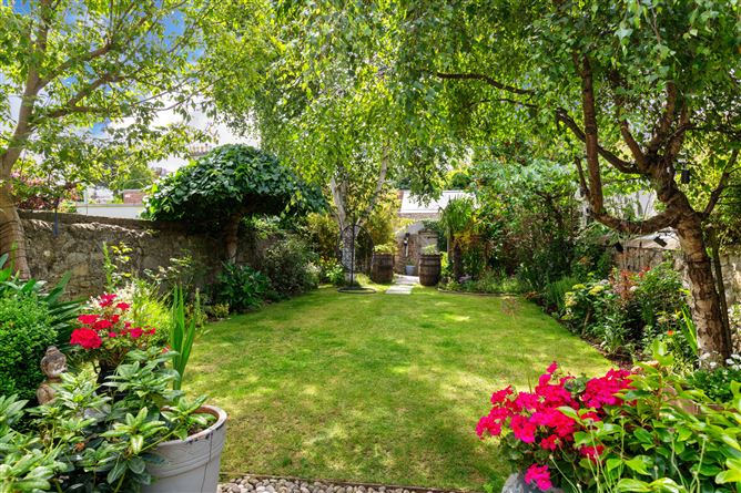 7 Ardenza Terrace, Seapoint Avenue, Monkstown, Co. Dublin