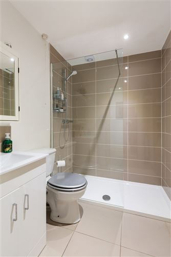 7 Ardenza Terrace, Seapoint Avenue, Monkstown, Co. Dublin