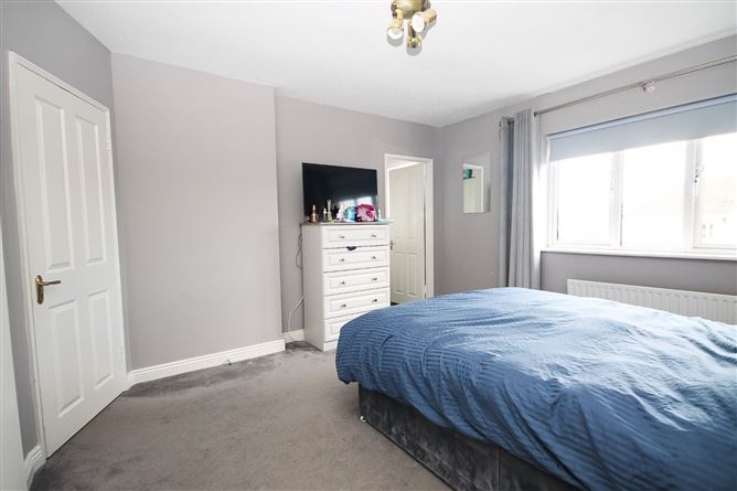 38 Ferncourt View, Ballycullen, Dublin 24