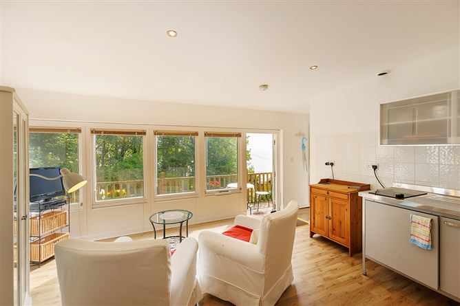 Cabin Point, Monatrea East, Kinsalebeg, Waterford