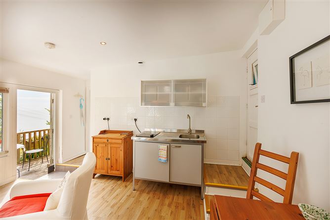 Cabin Point, Monatrea East, Kinsalebeg, Waterford