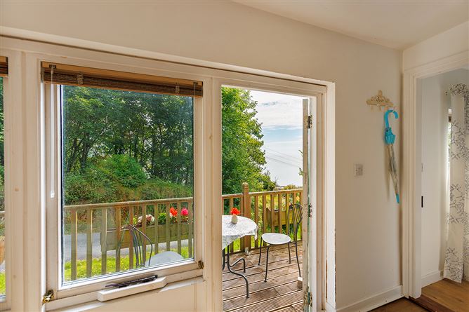 Cabin Point, Monatrea East, Kinsalebeg, Waterford