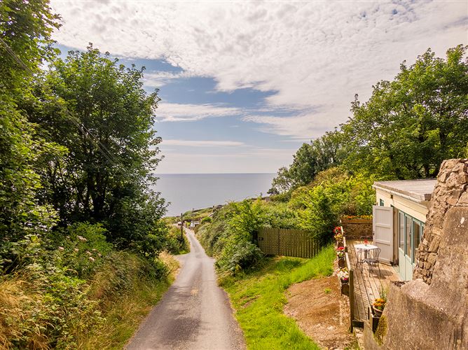 Cabin Point, Monatrea East, Kinsalebeg, Waterford