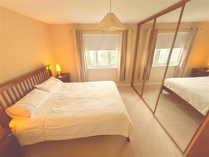8 Pembroke Meadows, Pembroke Wood, Passage West, Cork