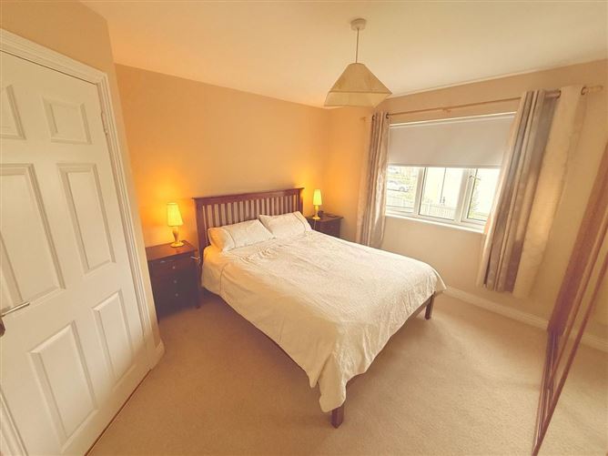 8 Pembroke Meadows, Pembroke Wood, Passage West, Cork