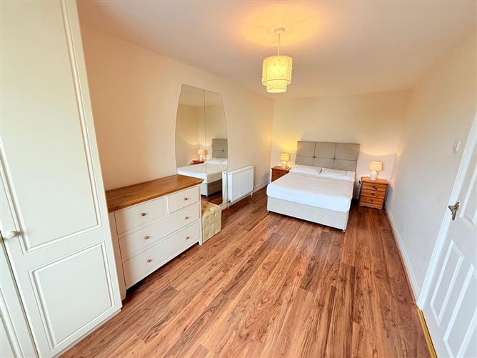 8 Pembroke Meadows, Pembroke Wood, Passage West, Cork