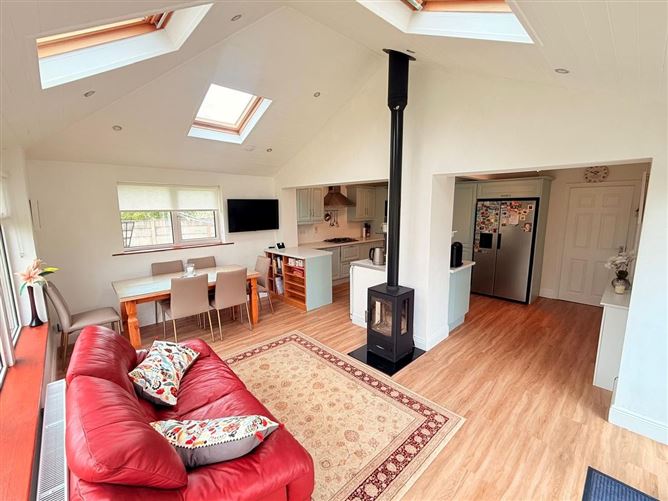 8 Pembroke Meadows, Pembroke Wood, Passage West, Cork