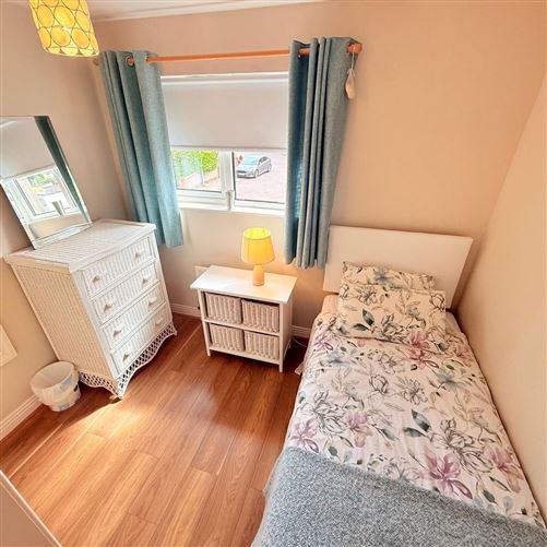 8 Pembroke Meadows, Pembroke Wood, Passage West, Cork