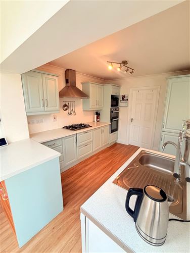 8 Pembroke Meadows, Pembroke Wood, Passage West, Cork