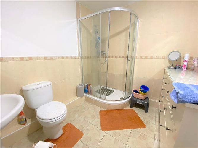 4 Chapelgate, Aylesbury, Dublin 24