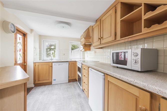 4 Windsor Villas, Philipsburgh Avenue, Dublin 3