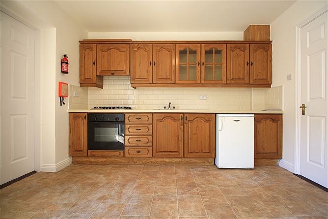 25 Crosbie Place, Little Barrack Street, Carlow
