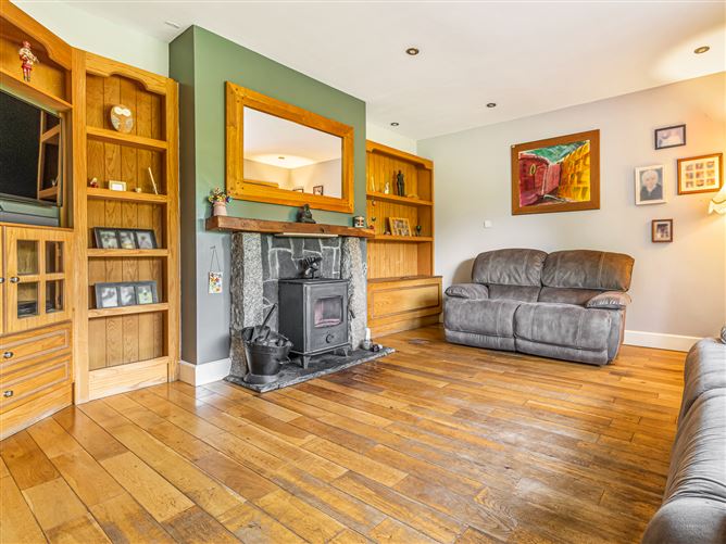 Substantial Residence On c. 1 Acre / 0.404 HA,, Donard, Wicklow
