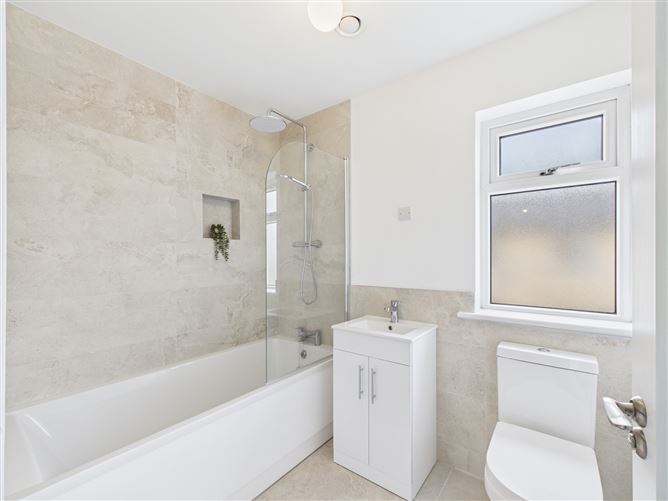 35 The Brook Mountfield , Tramore, Waterford