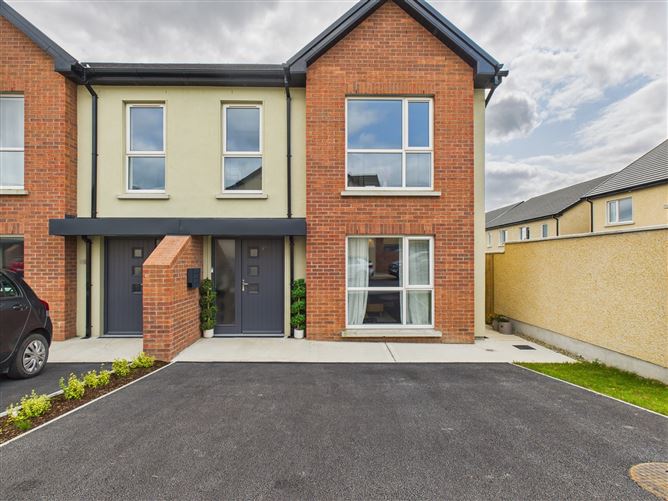 35 The Brook Mountfield , Tramore, Waterford