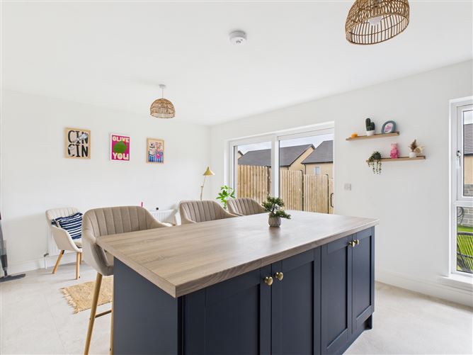 35 The Brook Mountfield , Tramore, Waterford