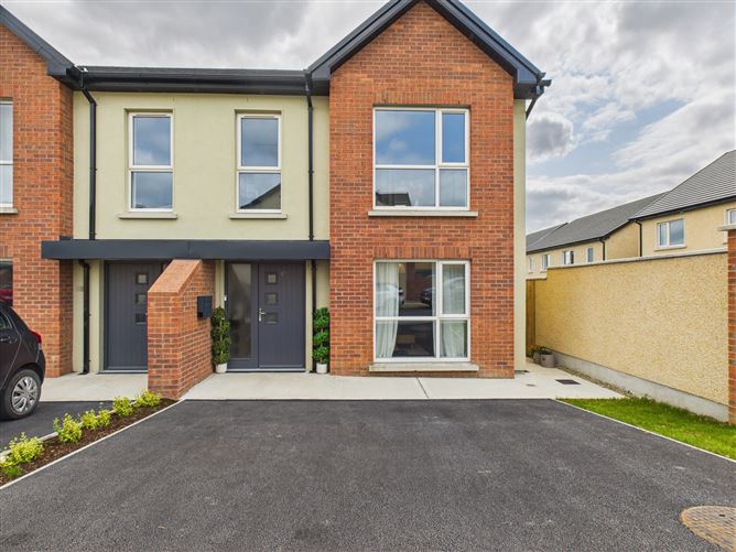 35 The Brook Mountfield , Tramore, Waterford
