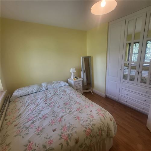 6 Crofton Court Lough RInn, Mohill, Leitrim