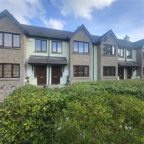 6 Crofton Court Lough RInn, Mohill, Leitrim