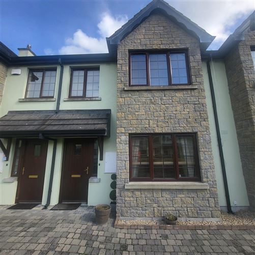 6 Crofton Court Lough RInn, Mohill, Leitrim