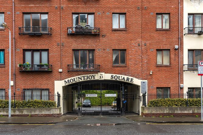 42 Stapleton House, 33 Mountjoy Square Apartments, D01 Y702, Dublin 1, Dublin, D01Y702