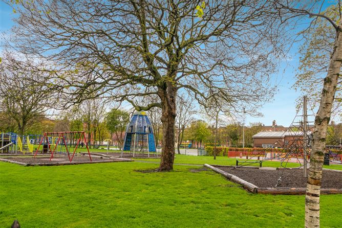 42 Stapleton House, 33 Mountjoy Square Apartments, D01 Y702, Dublin 1, Dublin, D01Y702