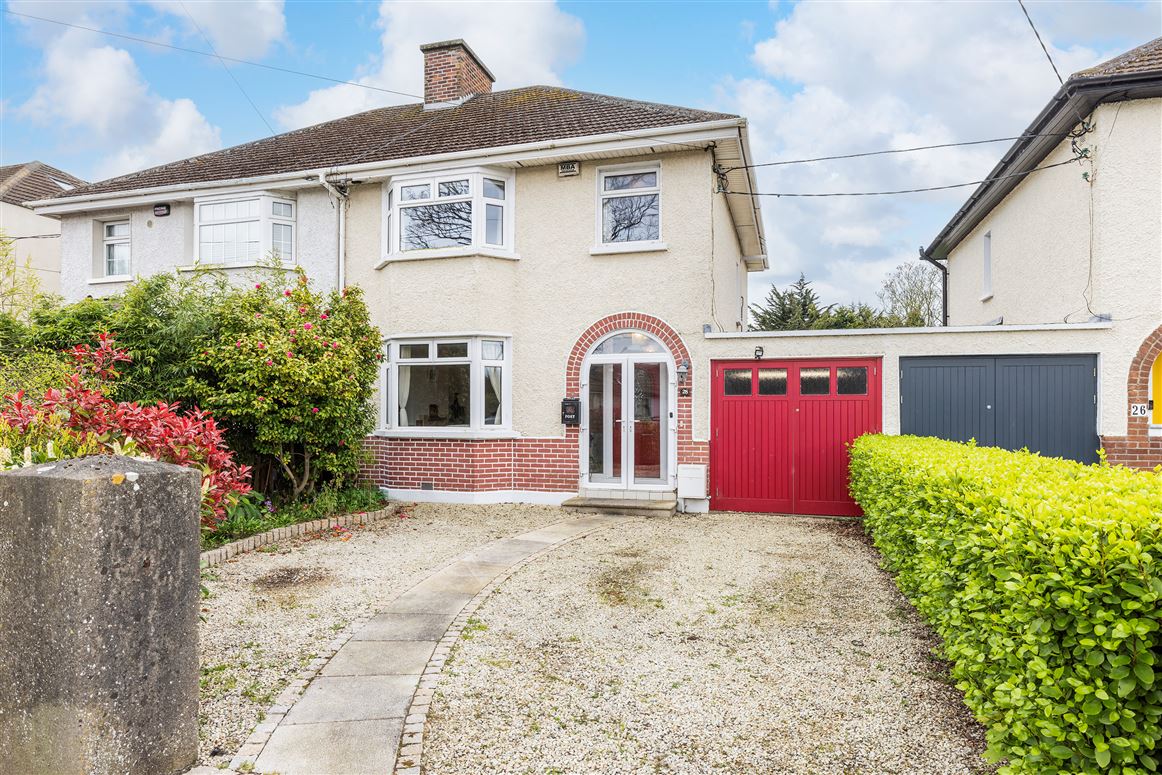 28 BURROWFIELD ROAD, Sutton, Dublin 13