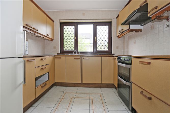 Photo 10 of 26 — Curralime, 25 Strandville Gardens, O'Callaghan Strand, Limerick