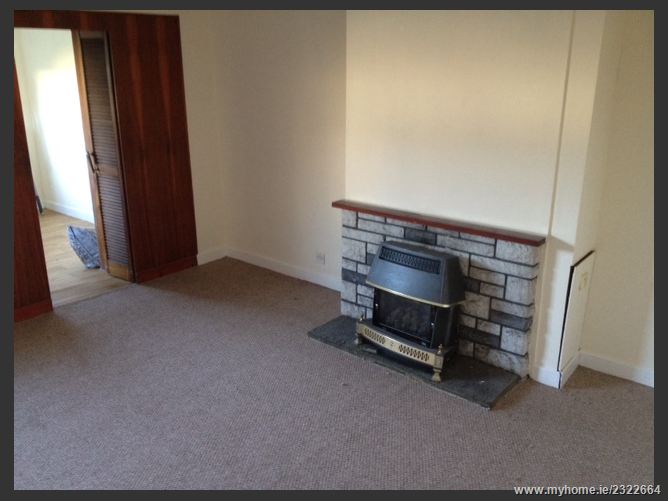 78 Greenhills Court, Douglas, Cork City Barry Auctioneers & Valuers