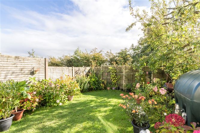 No 14 Cnoc Na Gaoithe, Lanesborough, Co. Longford