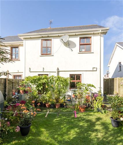 No 14 Cnoc Na Gaoithe, Lanesborough, Co. Longford