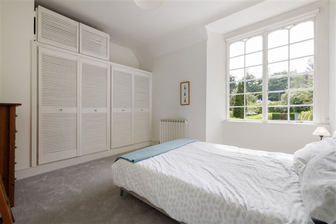 3 Hollybrook House, Bray, Co. Wicklow