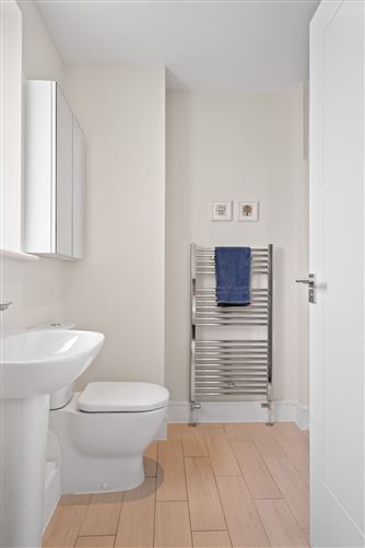 13 Larkfield Close, Leopardstown, Dublin 18