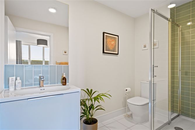 13 Larkfield Close, Leopardstown, Dublin 18