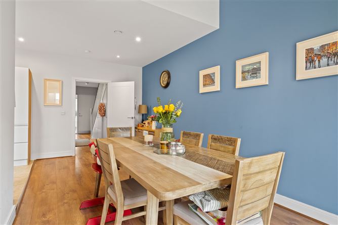 13 Larkfield Close, Leopardstown, Dublin 18