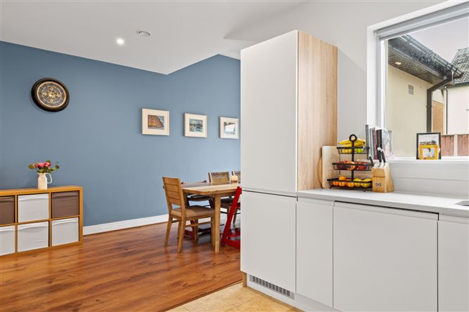 13 Larkfield Close, Leopardstown, Dublin 18