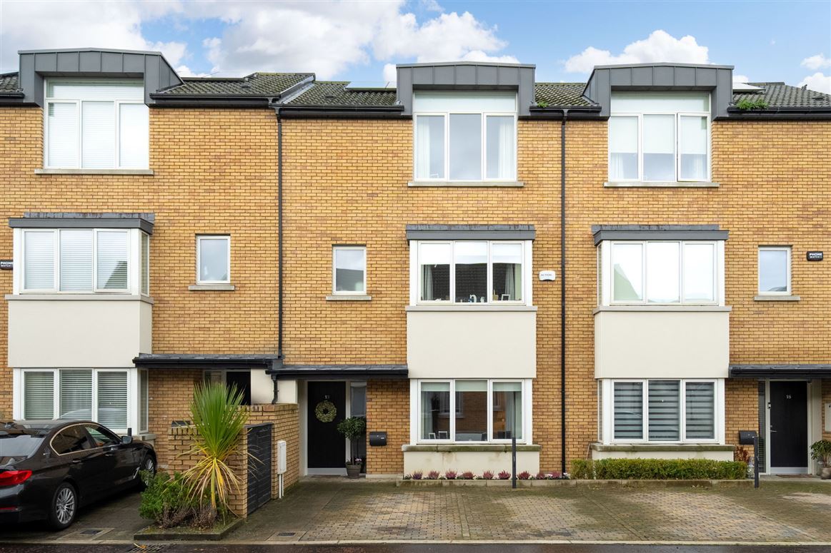 13 Larkfield Close, Leopardstown, Dublin 18