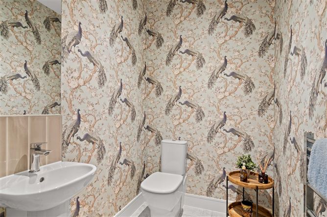 13 Larkfield Close, Leopardstown, Dublin 18