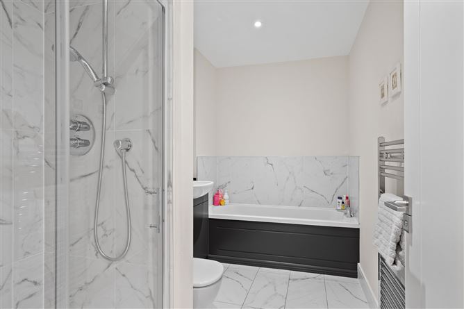 13 Larkfield Close, Leopardstown, Dublin 18