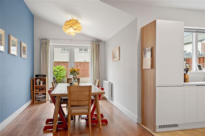 13 Larkfield Close, Leopardstown, Dublin 18