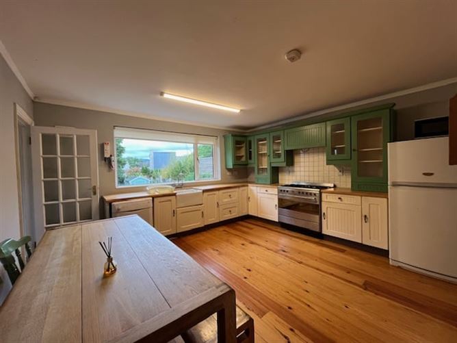 Honey Park Cottages, Sallynoggin, Co. Dublin