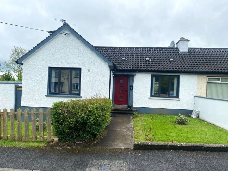 239 St Eunan's Terrace, Raphoe, Co. Donegal