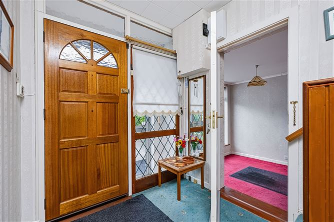 Photo 13 of 32 — 61 CHANEL ROAD, Coolock, Dublin 5
