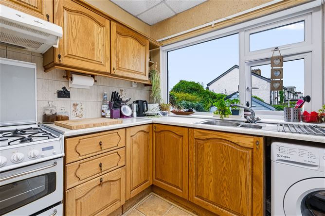 Photo 11 of 32 — 61 CHANEL ROAD, Coolock, Dublin 5