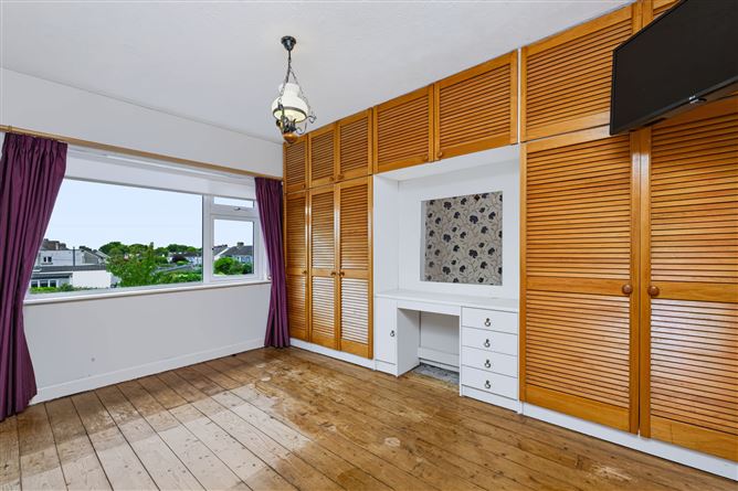 Photo 18 of 32 — 61 CHANEL ROAD, Coolock, Dublin 5