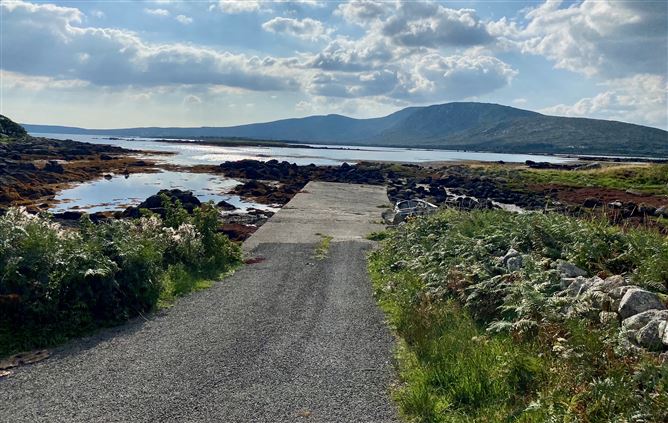 Cloch A'leachta, Turlough, Rosmuck, Galway