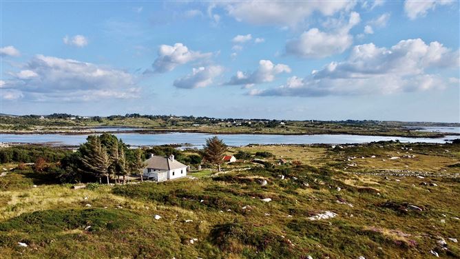 Cloch A'leachta, Turlough, Rosmuck, Galway
