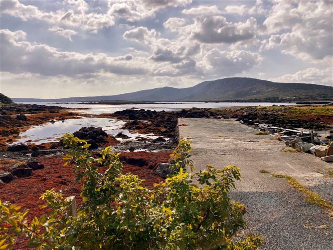 Cloch A'leachta, Turlough, Rosmuck, Galway