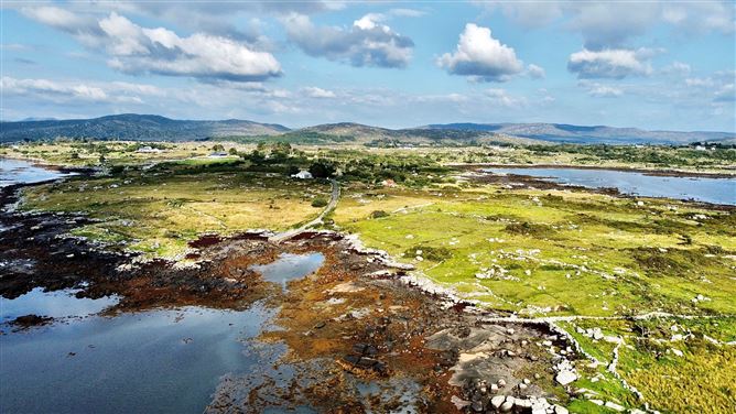 Cloch A'leachta, Turlough, Rosmuck, Galway