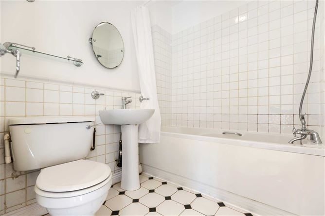 15 Wainsfort Manor Grove, Terenure, Dublin 6w, County Dublin